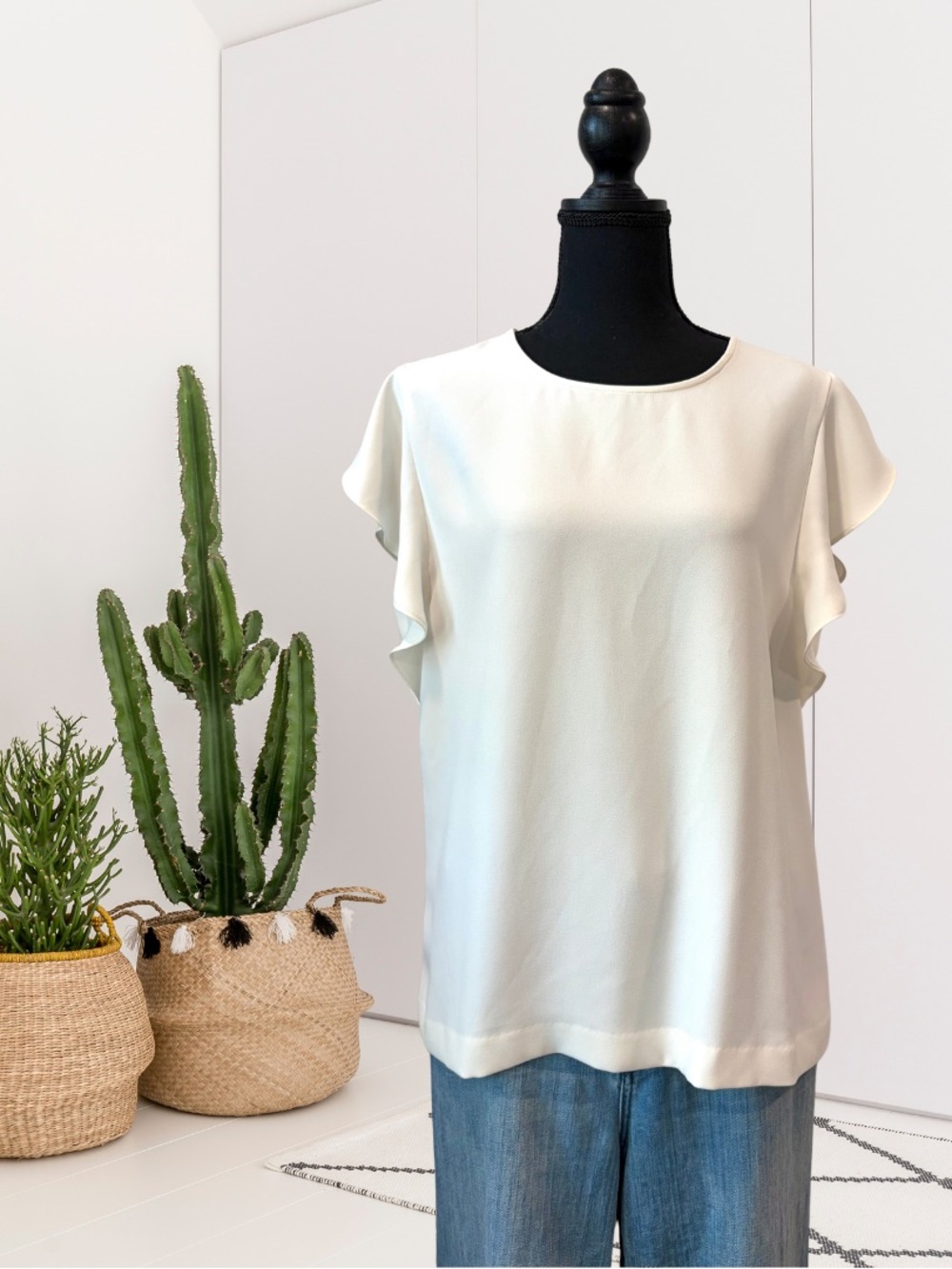 Ann Taylor Factory Short Ruffle Sleeve Top
